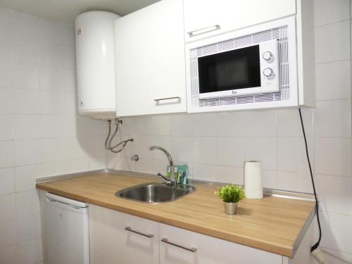 Apartment image 9