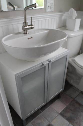 Queen Room with Shared Bathroom