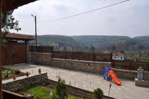 krushunska panorama in Krušuna