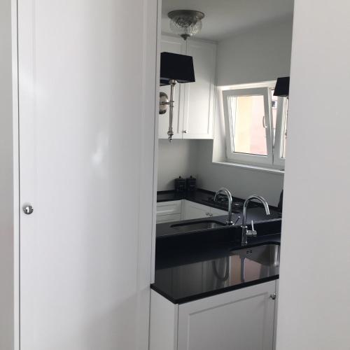Saska Kepa Suite