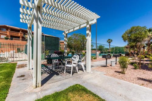 Highland Estates Resort Hotel - image 7