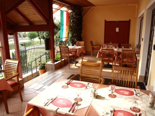Restaurant, Angela Panzio in Berettyóújfalu