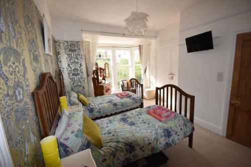Newberry Beach lodge - image 3