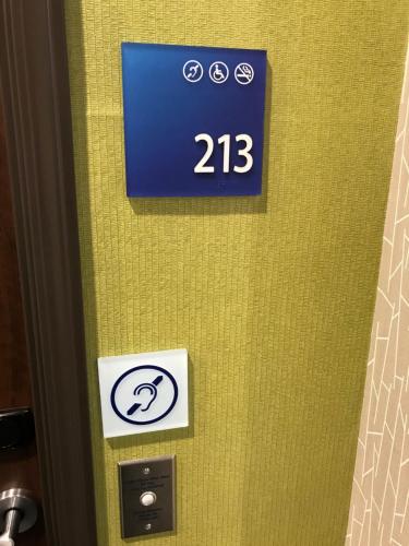 Holiday Inn Express & Suites - Pittsburgh - Monroeville, an IHG Hotel in Monroeville, USA
