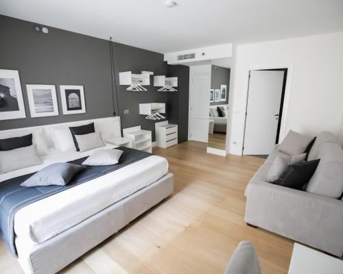 B&B LIONORA, Naples