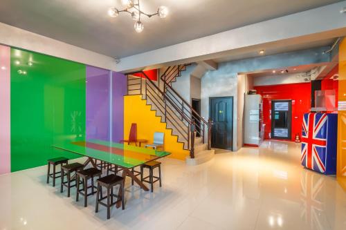 Létesítmények, Lin's Home near Eternal Golden Fortress