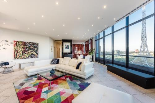Exclusive Stays - Gallery Penthouse