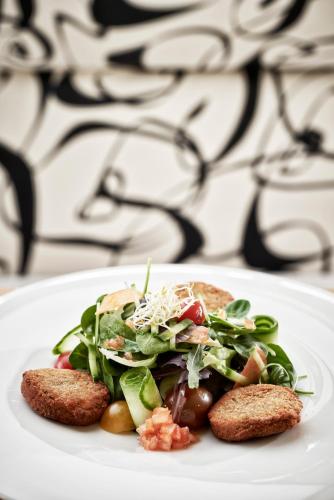 チヴィテル オリンピック ホテル