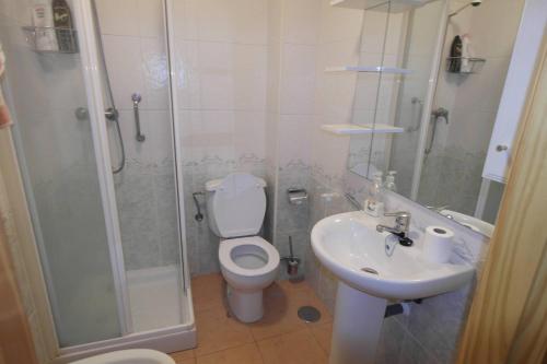 One-Bedroom Apartment image 10