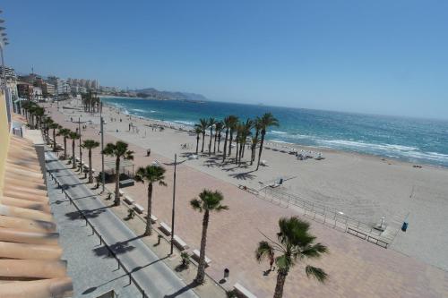 AR1B Acogedor estudio a pie de playa - image 4