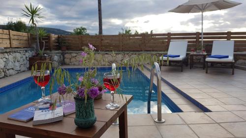 Sharon's Stone Villa