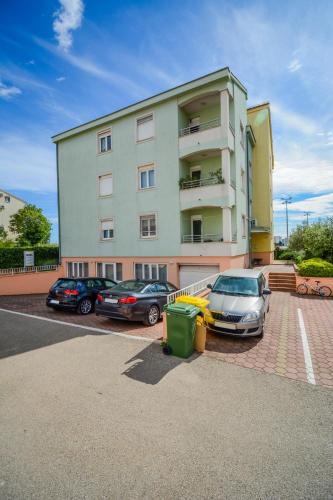 Višnjik 1-bedroom Apartment with private parking in Zadar
