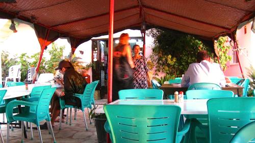 Restaurante, Valentine Inn in Centro da Cidade Petra