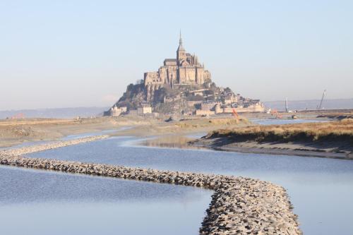 Logis Hotel et Restaurant La Tour Brette - 편의 시설/서비스