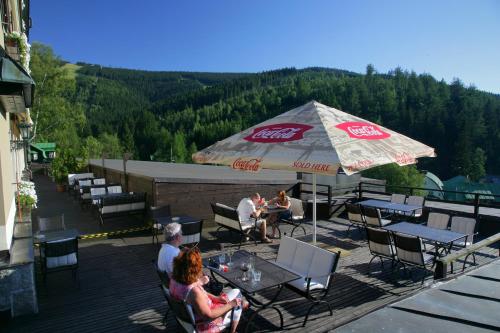 Hotel Praha - image 8