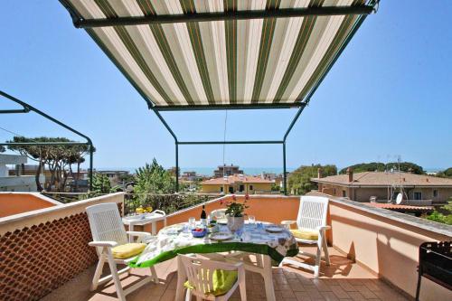  Holiday flat Anzio - ILA02341-P, Pension in Anzio bei Campo di Carne