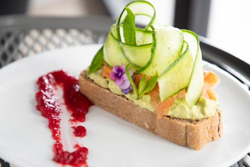 14 Reasons Why - image 14