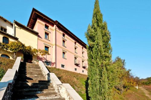  Apartments in Udine Corno di Rosazzo - IVN031011-AYA, Pension in Giássico bei Albana