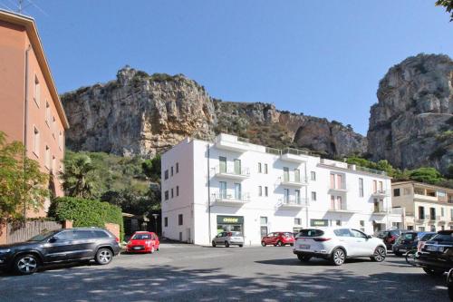  Apartments Terracina - ILA021002-CYC, Pension in Terracina bei Lido Di Fondi