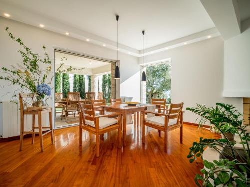 Villa Kamik by Interhome in 高斯特尼拉