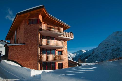 Apartment Building Residenz Tirol Warth Am Arlberg Otr101001 Dya