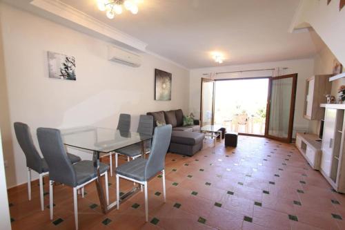 Holiday Home image 4