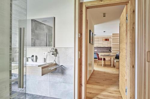 Apartment Building Residenz Tirol Warth Am Arlberg Otr101001 Dya