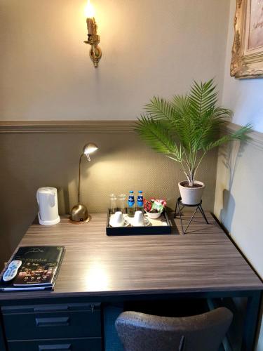 Grand Cafe Hotel de Bourgondier in เบอร์เกน ออบ ซูม