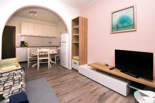 One bedroom apartment near the Kamenjak park in Prematura