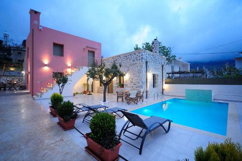 Hawk Villa, nature essence, By ThinkVilla Crete