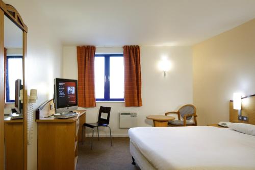 ibis Lincoln