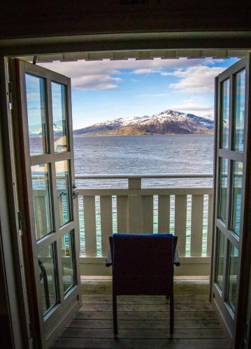 Lødingen Brygge Room Type - Superior Twin Room with Sea View