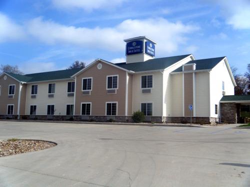 Cobblestone Inn & Suites - Bloomfield