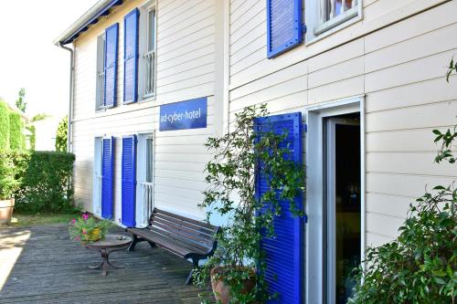 Ad Cyber-Hotel in L'Union
