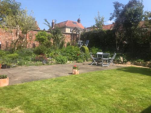 Kert, 17 Burgate in Pickering