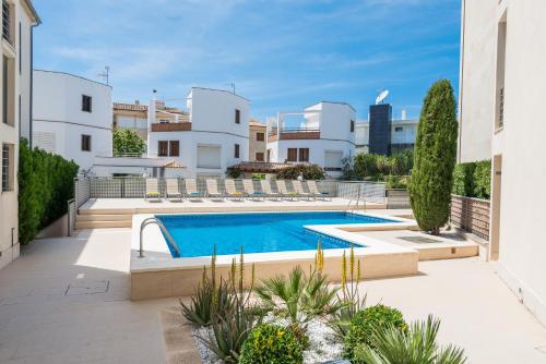  Residencial Llenaire Apartment in Port de Pollença