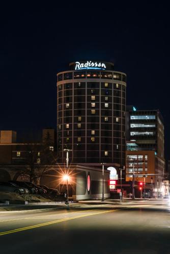 Radisson Hotel Duluth-Harborview