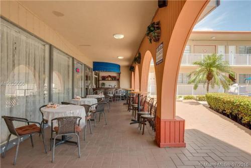 Cozy Studio Hallandale Beach near the Ocean :) - image 6