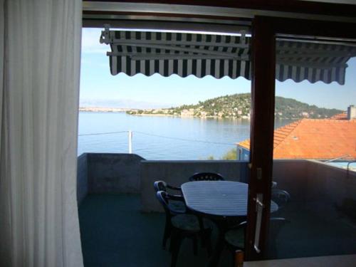  Apartment Mirela in Kali