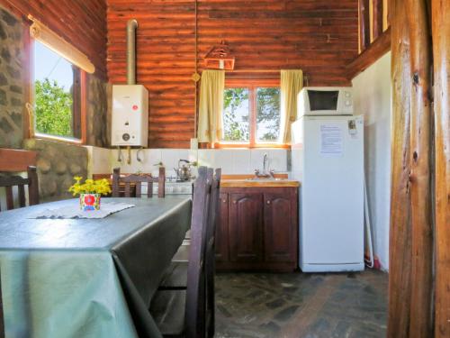 2 bedrooms, 3 beds