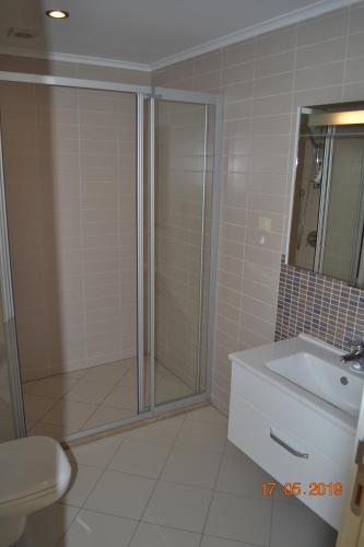 Antalya belek elegant golf residence second floor 4 bedrooms pool view close to center