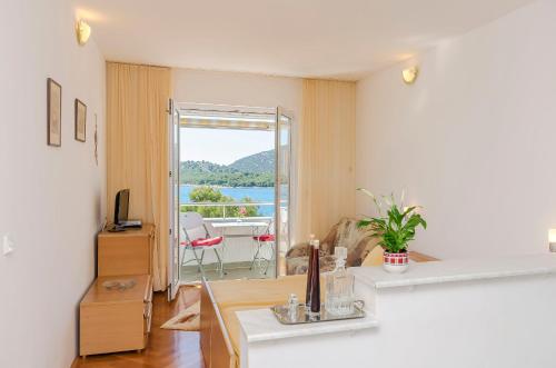 Apartments Vlasta - image 4