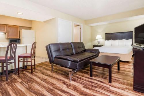 Hawthorn Extended Stay by Wyndham Columbus Hawthorn Extended Stay by Wyndham Columbus