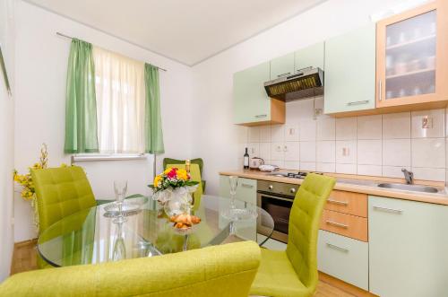  Apartment Center Trogir in Trogir
