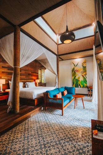 Surya Kembar Villas Room Type - Garden View Suite with Complimentary Access to Titi Batu Sports Club Surya Kembar Villas Room Type - Garden View Suite with Complimentary Access to Titi Batu Sports Club