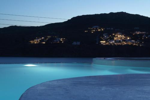 Mykonos Pantheon - image 3