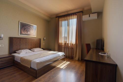 Kantar Hotel, Jerevan