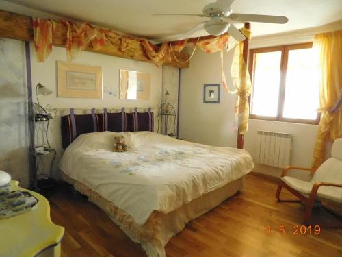 Chez Nous. B & B - Accommodation - Bassy