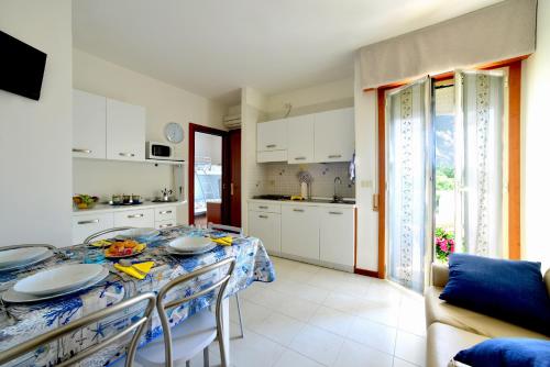 Apartment with Terrace (3 Adults + 1 Child)