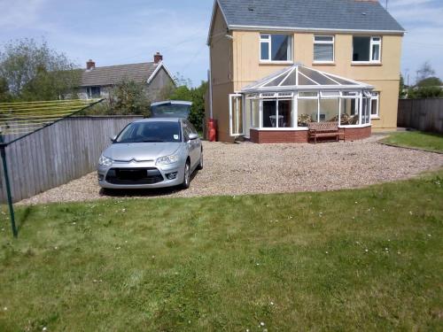 Killawen House, Kingsmoor Road, Kilgetty, West Wales